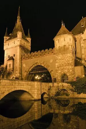 curso de língua de húngaro