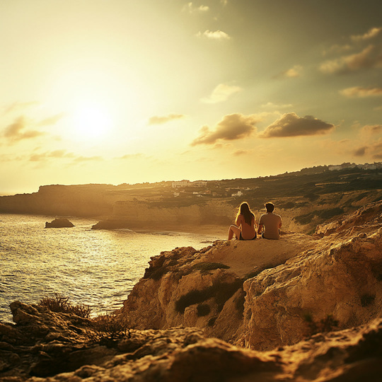 Paar an einem Sommer-Spot